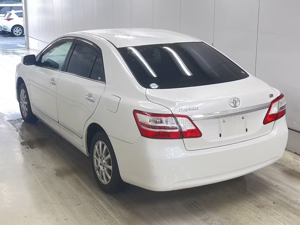 TOYOTA PREMIO