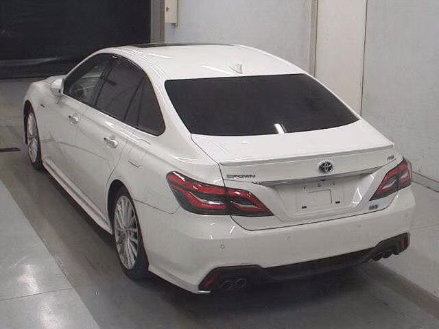 TOYOTA CROWN