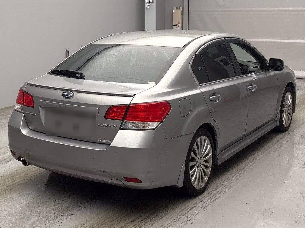 SUBARU LEGACY B4