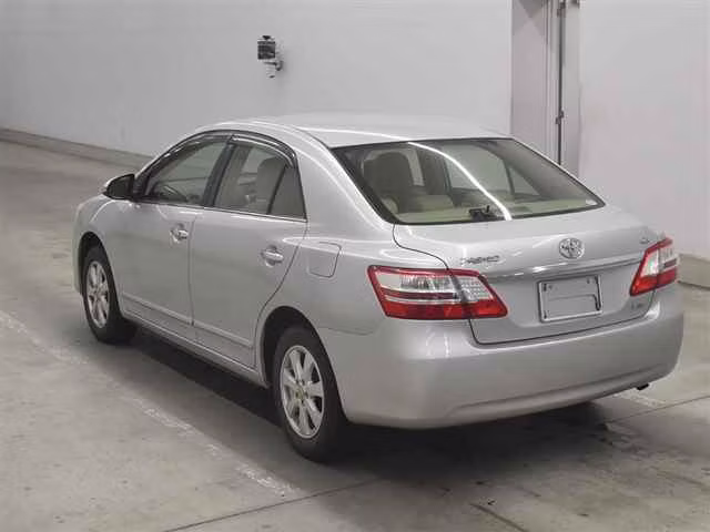 TOYOTA PREMIO