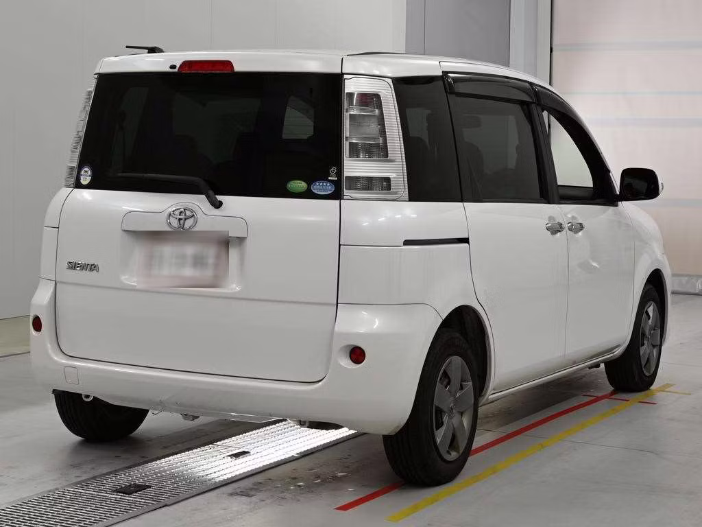 TOYOTA SIENTA