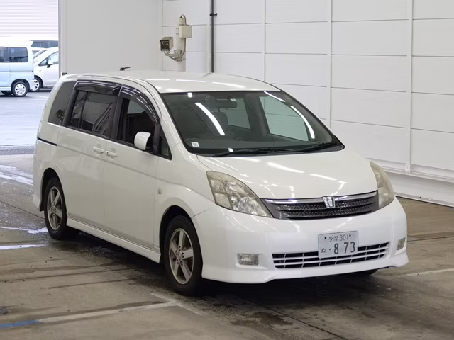 TOYOTA ISIS