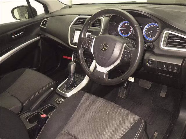 SUZUKI SX4