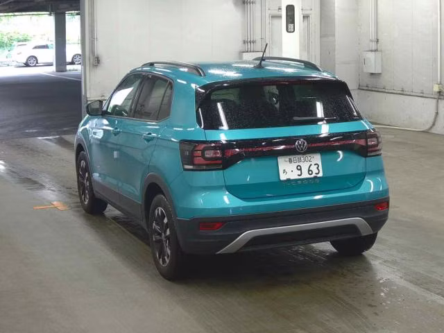 VOLKSWAGEN T-CROSS