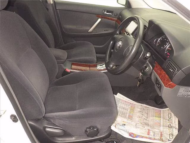 TOYOTA PREMIO