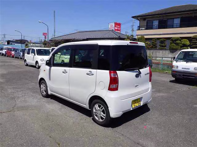 SUBARU LUCRA