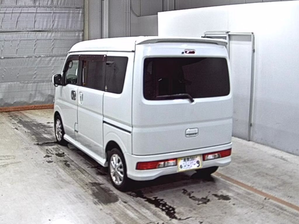 MITSUBISHI TOWN BOX