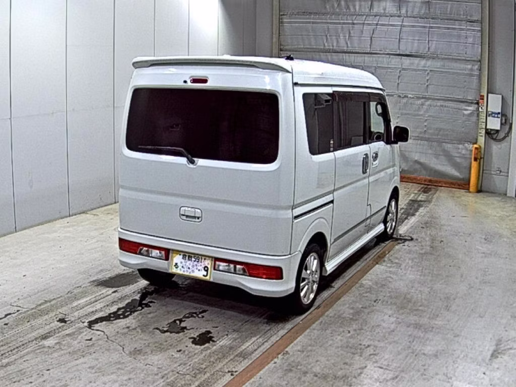 MITSUBISHI TOWN BOX