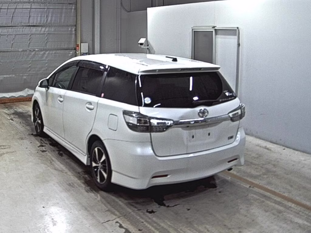 TOYOTA WISH