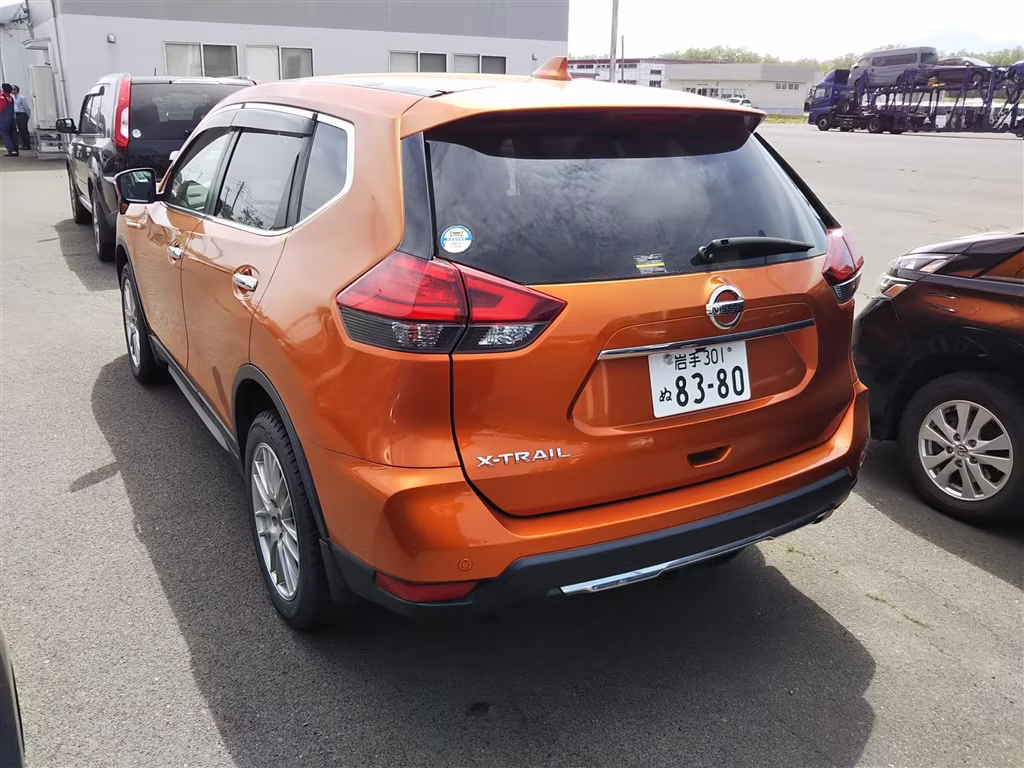 NISSAN X-TRAIL
