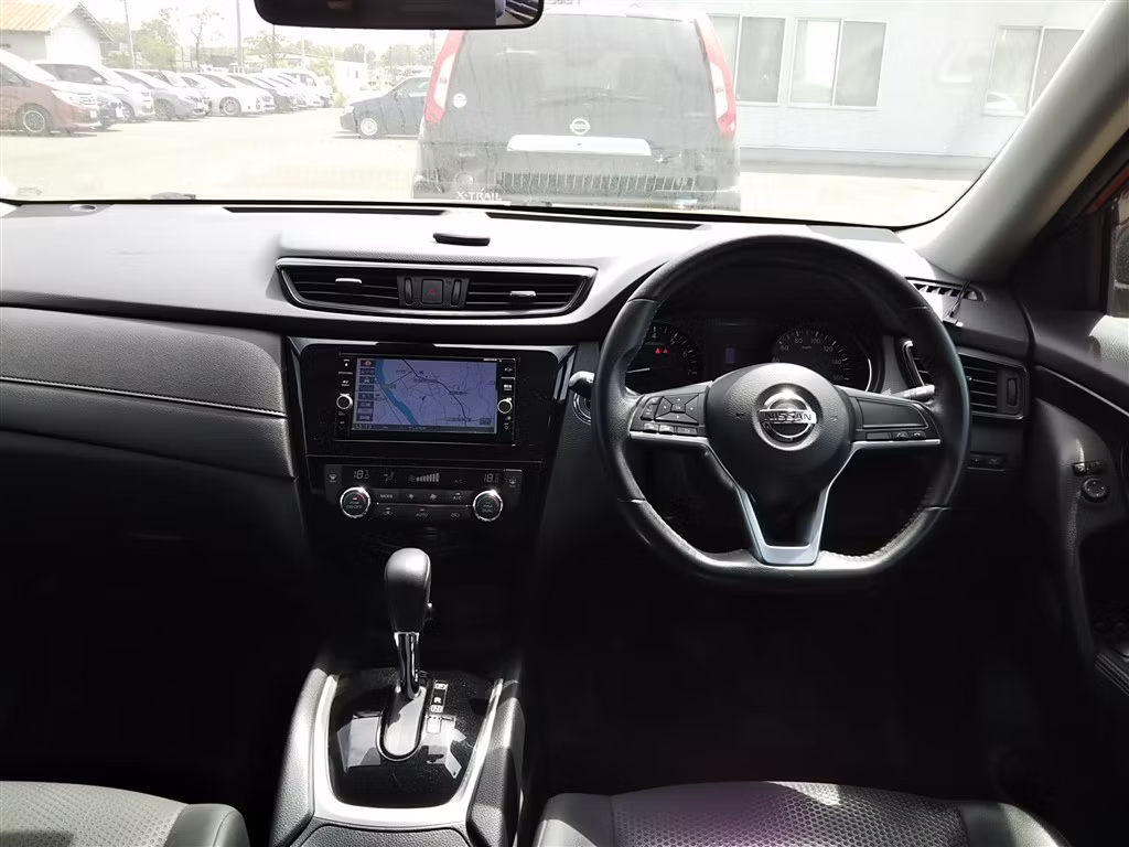 NISSAN X-TRAIL