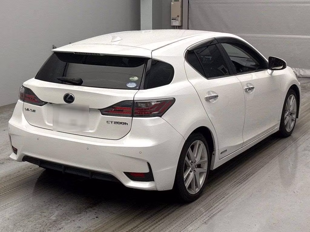 LEXUS CT200H