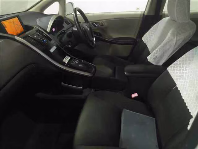 TOYOTA SAI