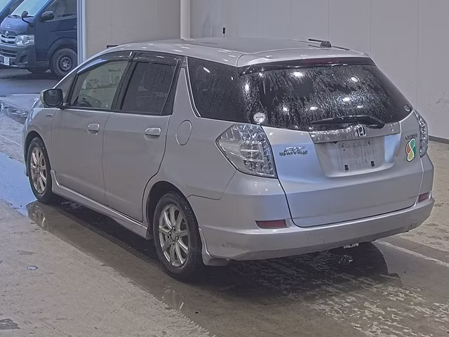 HONDA FIT SHUTTLE