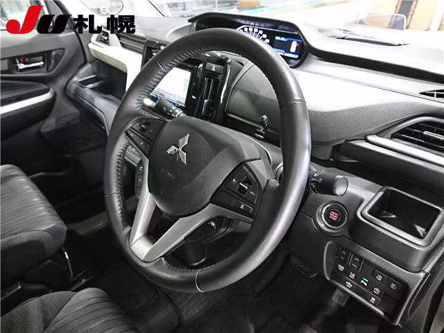 MITSUBISHI DELICA D:2