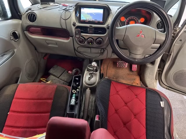 MITSUBISHI I