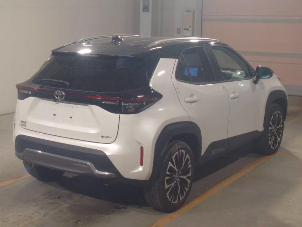 TOYOTA YARIS CROSS