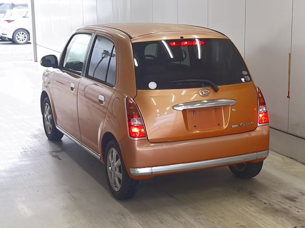 DAIHATSU MIRA GINO