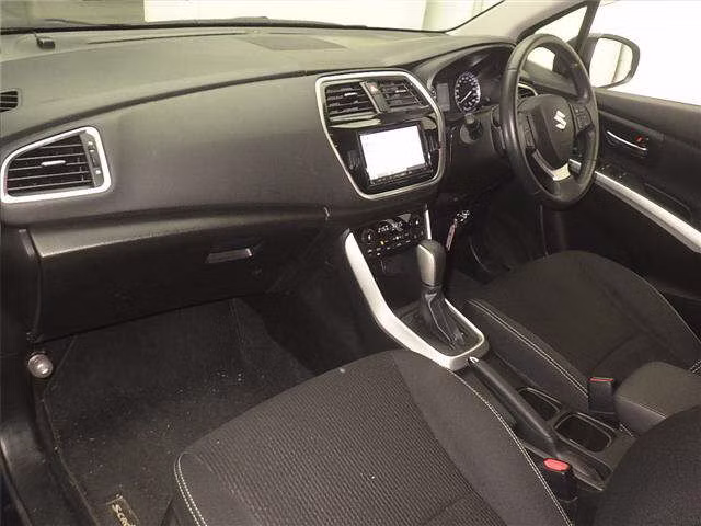 SUZUKI SX4