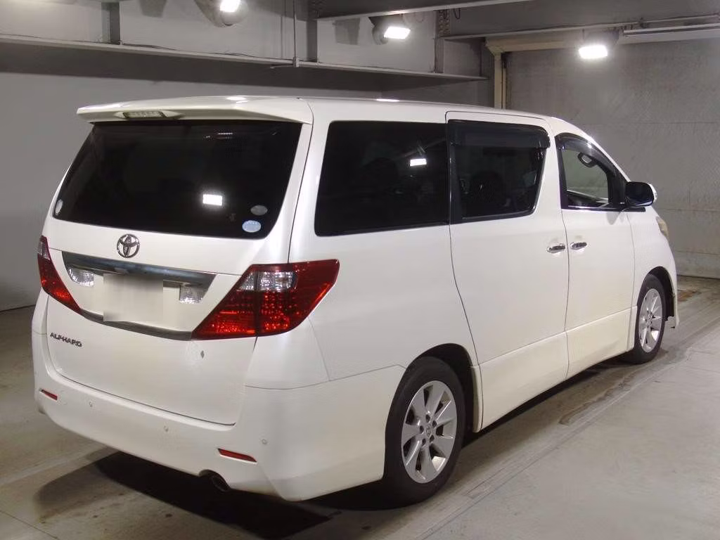 TOYOTA ALPHARD