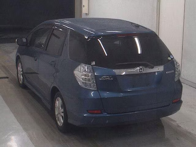 HONDA FIT SHUTTLE