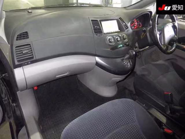 MITSUBISHI GRANDIS