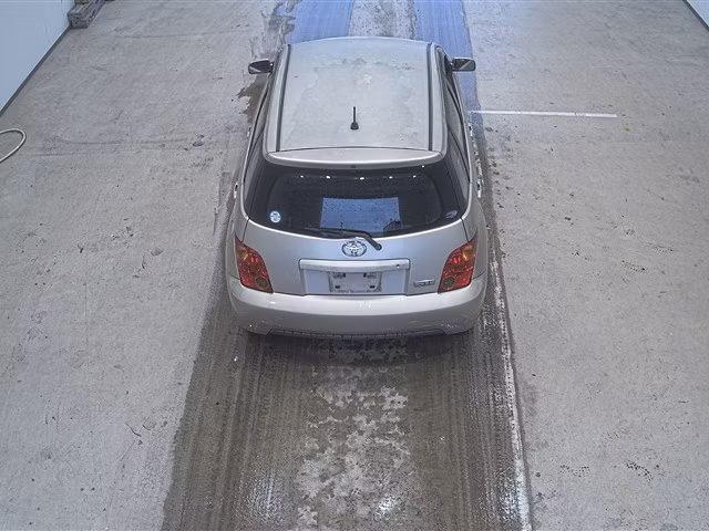TOYOTA IST