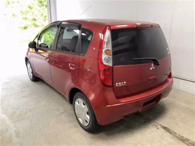 MITSUBISHI COLT