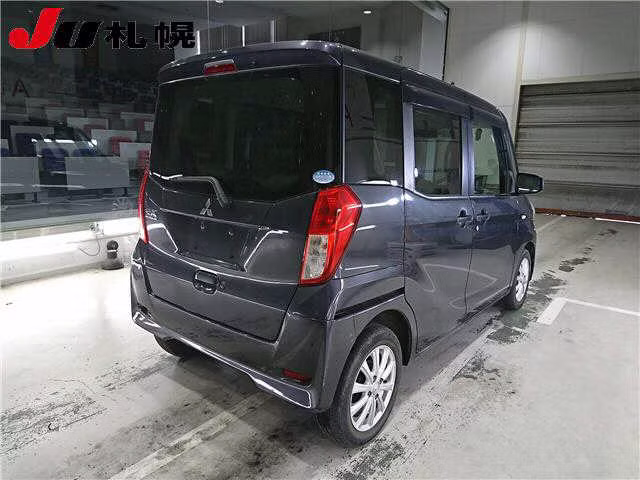 MITSUBISHI EK SPACE