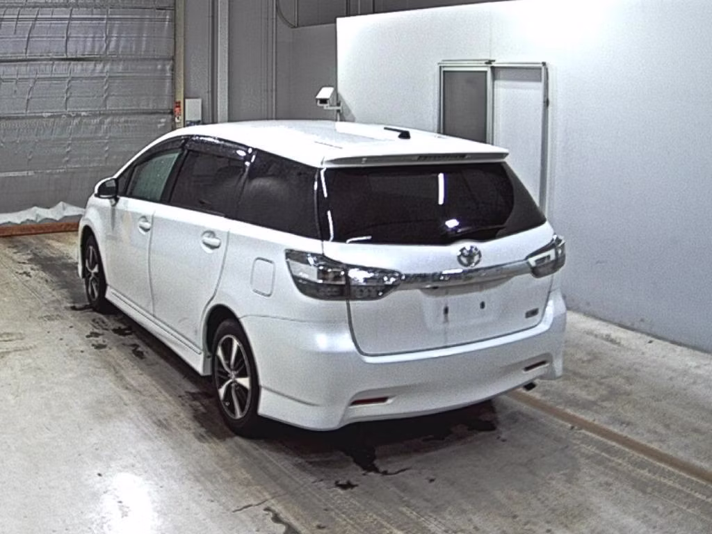 TOYOTA WISH