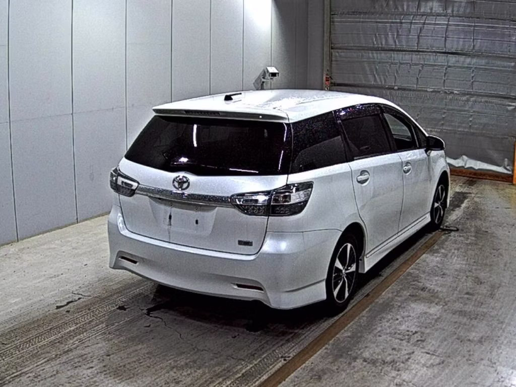 TOYOTA WISH