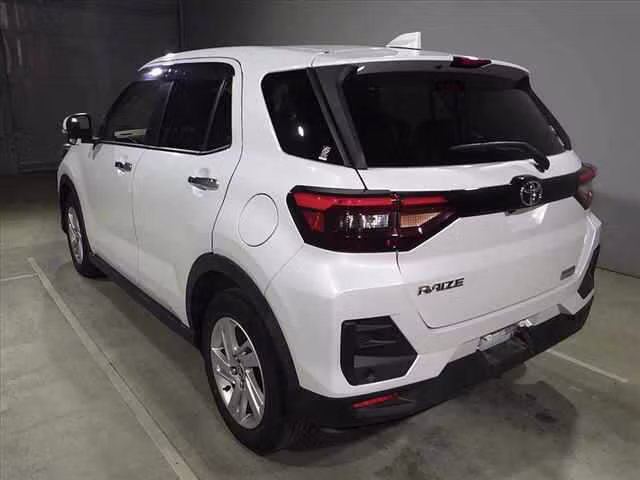 TOYOTA RAIZE