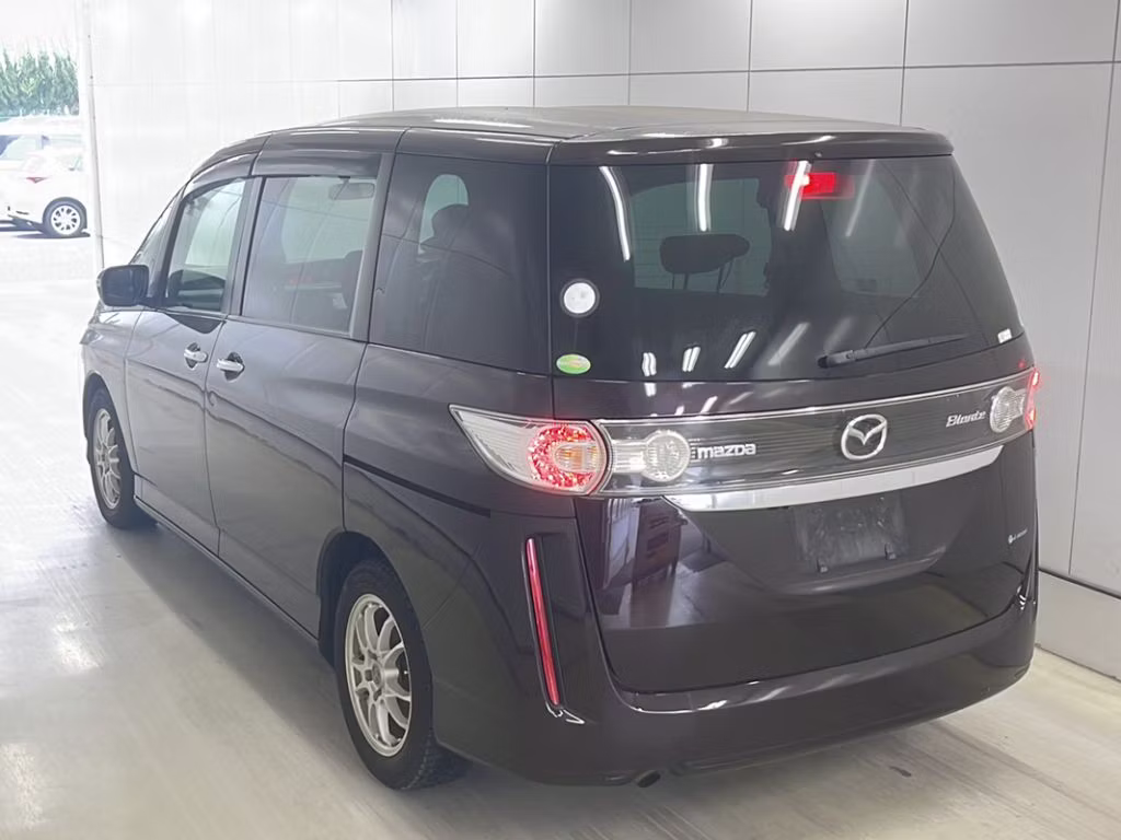 MAZDA BIANTE