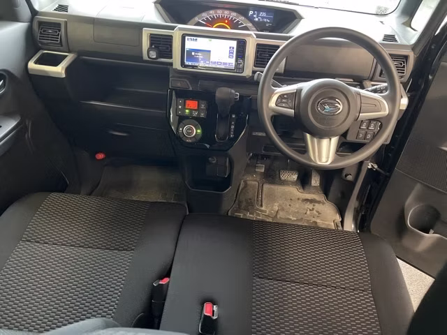 DAIHATSU WAKE