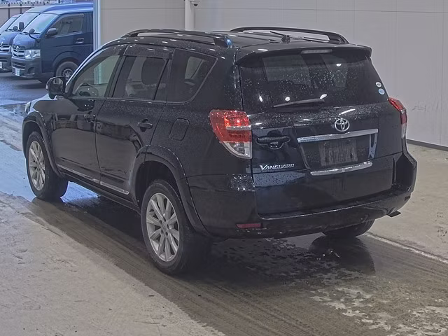TOYOTA VANGUARD