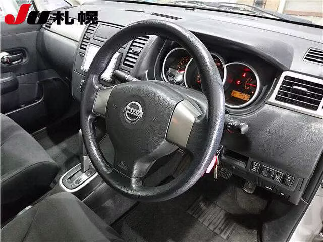 NISSAN TIIDA LATIO