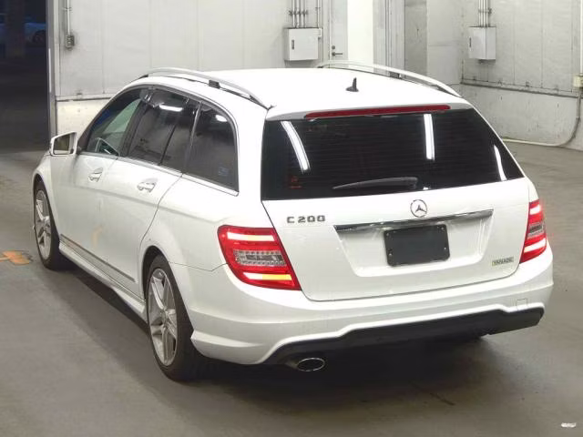 MERCEDES-BENZ C-CLASS