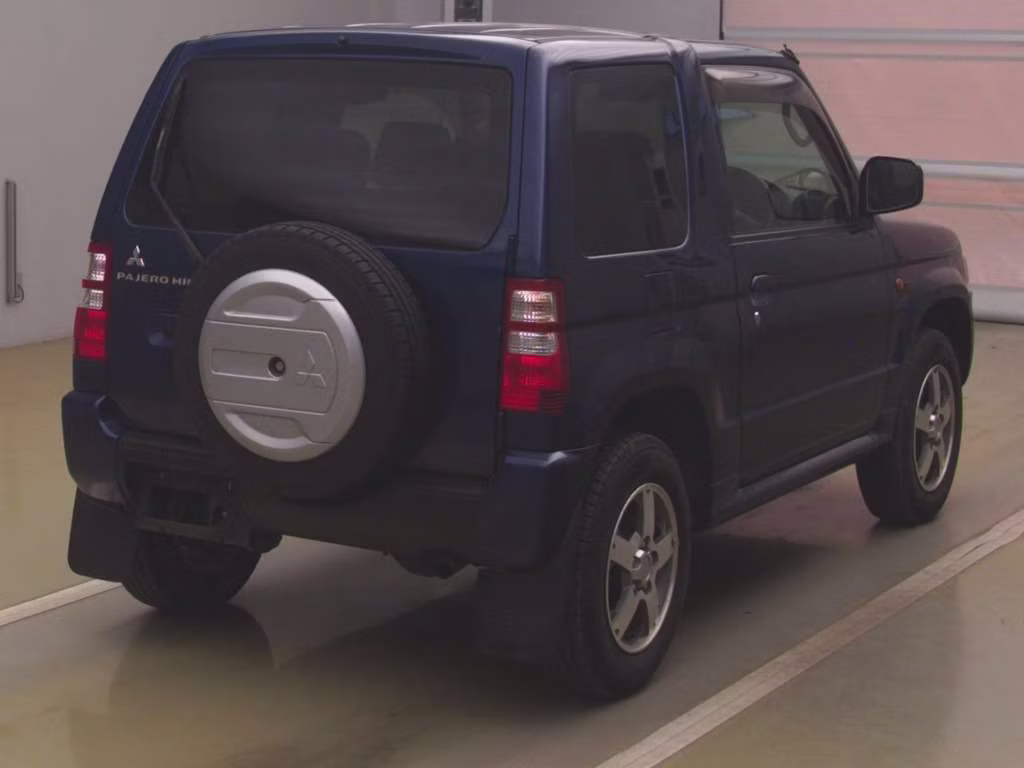 MITSUBISHI PAJERO MINI