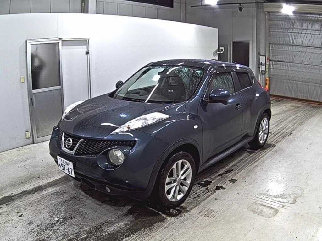 NISSAN JUKE