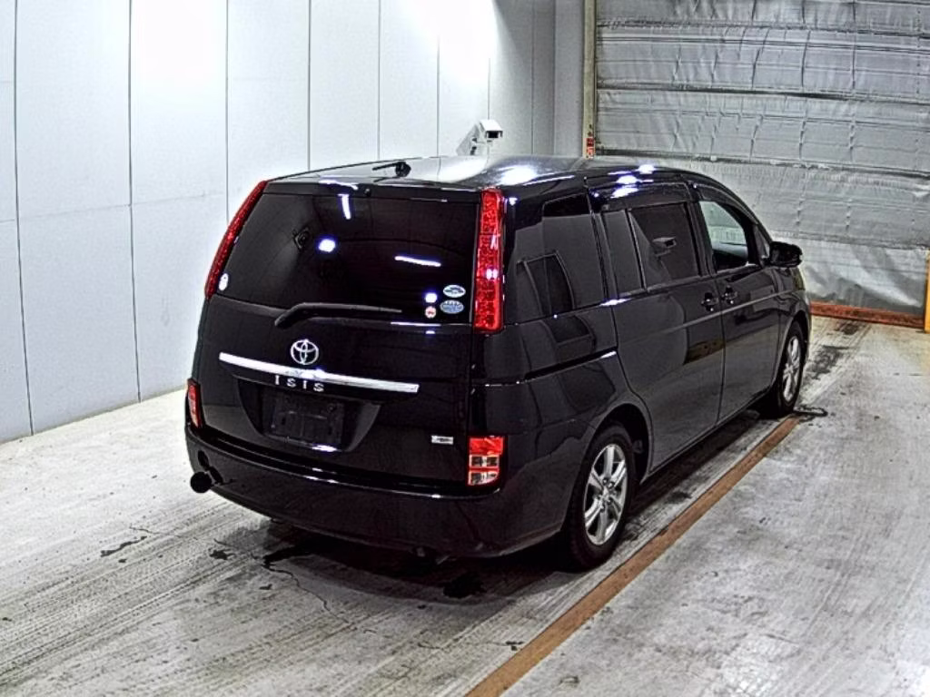 TOYOTA ISIS