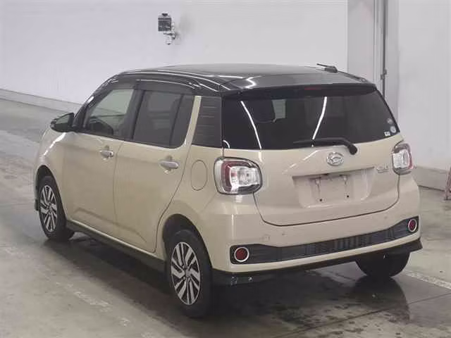 DAIHATSU BOON