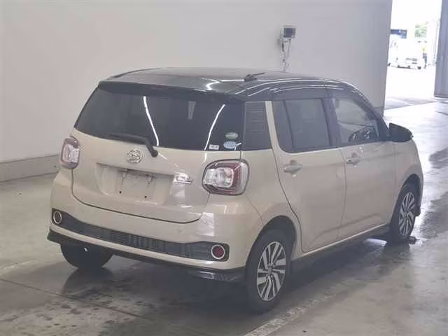 DAIHATSU BOON