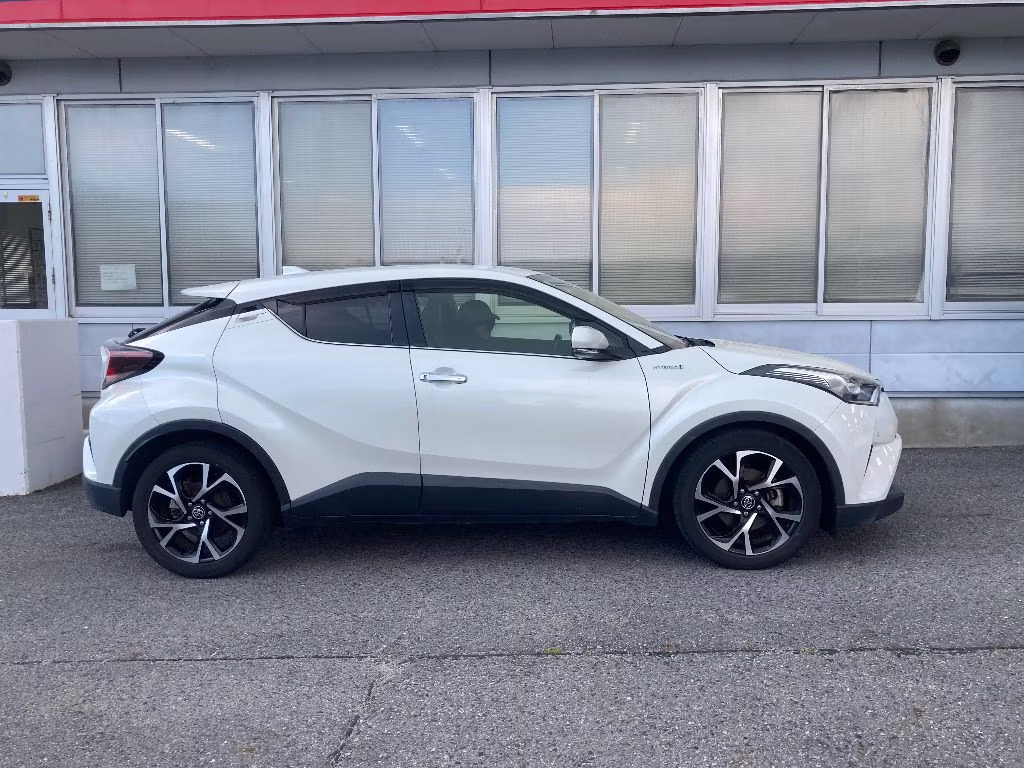 TOYOTA C-HR