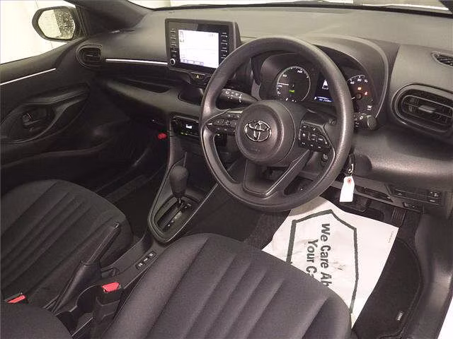 TOYOTA YARIS