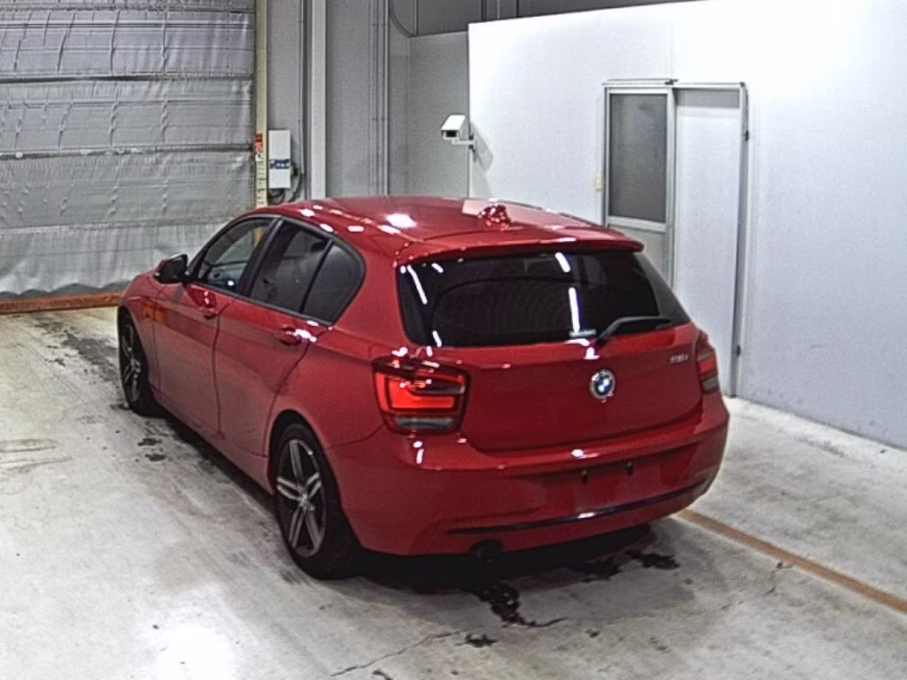 BMW 1-SERIES