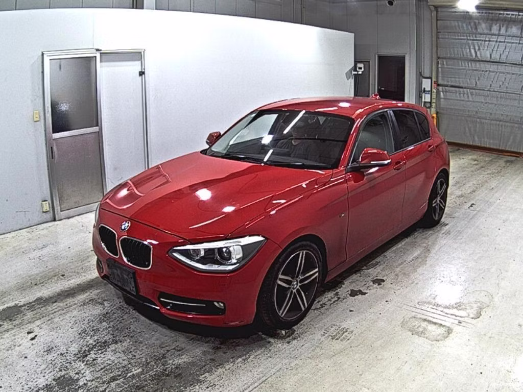 BMW 1-SERIES