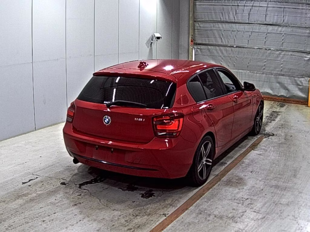 BMW 1-SERIES
