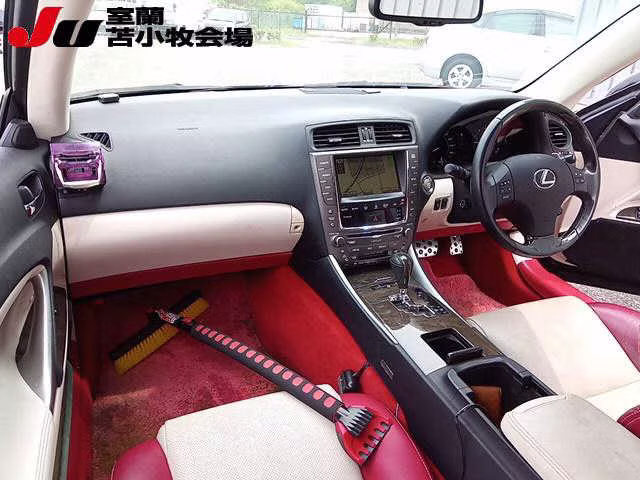 LEXUS IS250