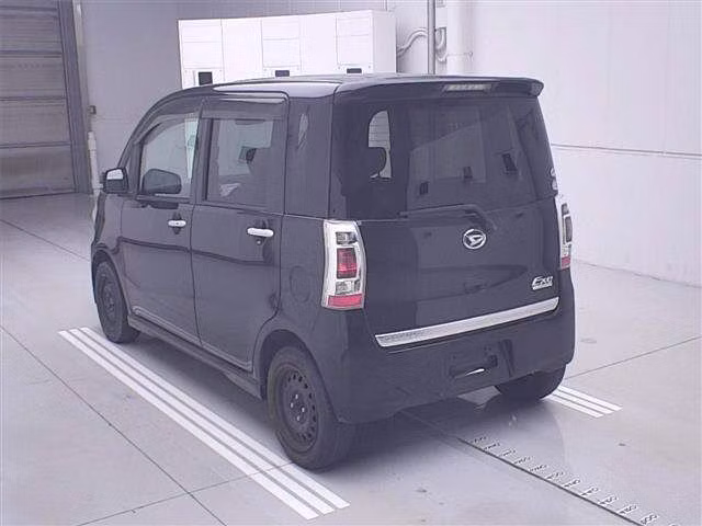 DAIHATSU TANTO EXE