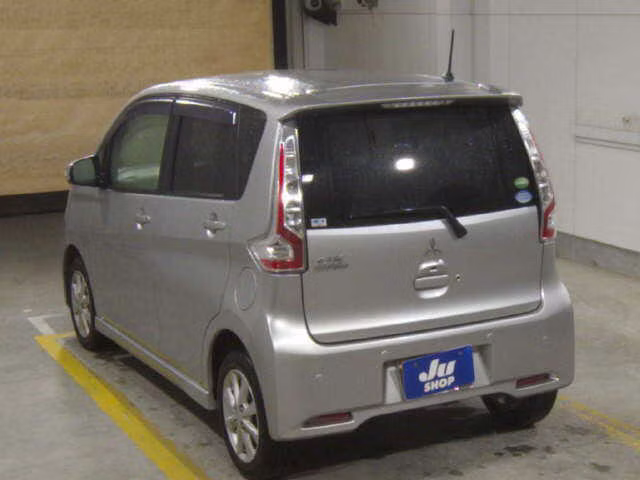MITSUBISHI EK CUSTOM